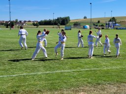 Vorführung zur Einweihung des Sportheims