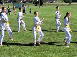 Vorführung zur Einweihung des Sportheims